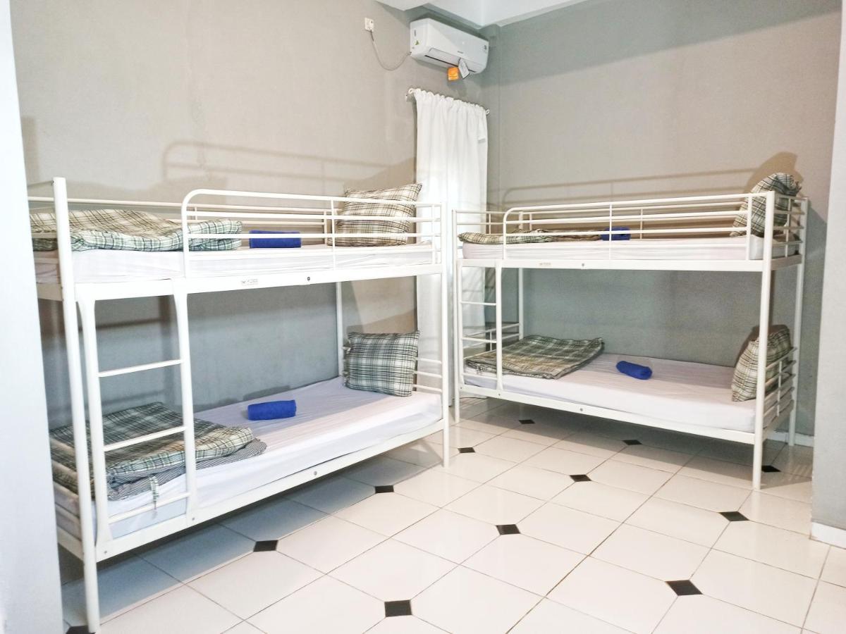Manggolo Syariah Hostel